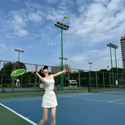 钟旭